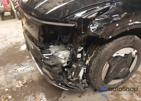 2024 Kia Ev9 Wind z USA, uszkodzony, nr VIN KNDAFFS58R6036396